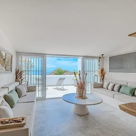 Oceania Private Pool Garden Chayofa