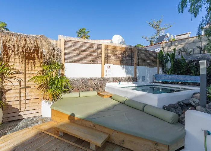 Oceania Private Pool Garden *