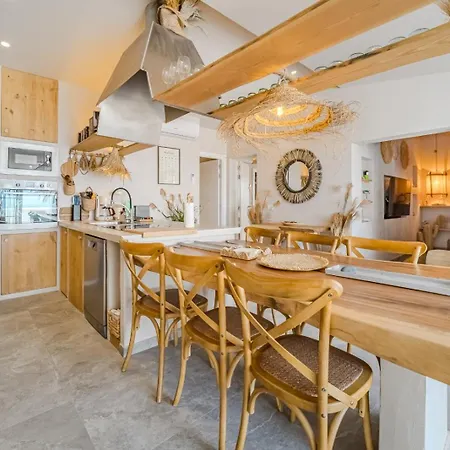 Oceania Private Pool Garden Holiday home