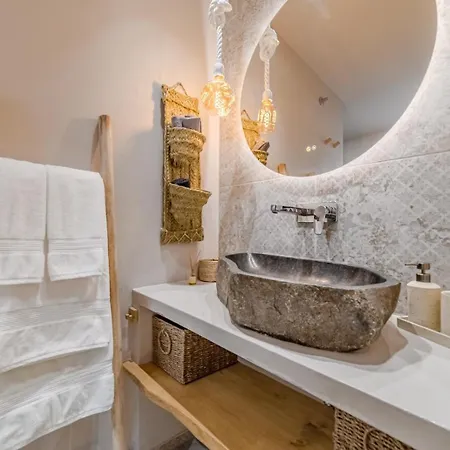 Oceania Private Pool Garden Vakantiehuis *