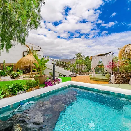 Oceania Private Pool Garden