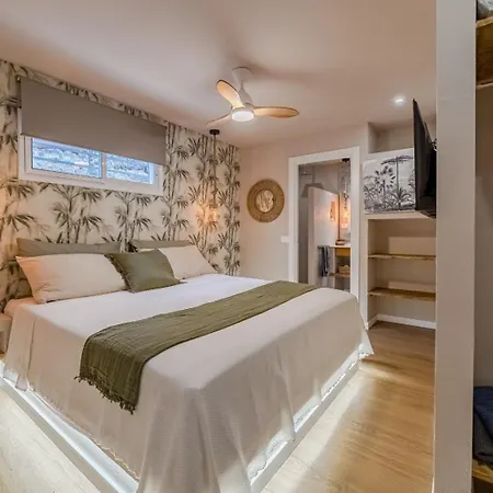 Дом отдыха Oceania Private Pool Garden Чайофа