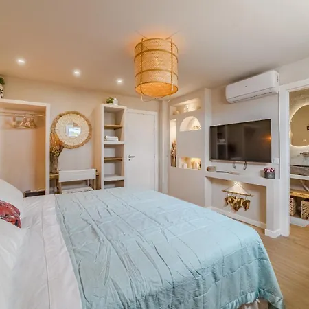 Oceania Private Pool Garden Дом отдыха *