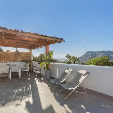 Oceania Private Pool Garden Дом отдыха