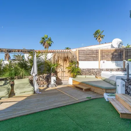 Дом отдыха Oceania Private Pool Garden *