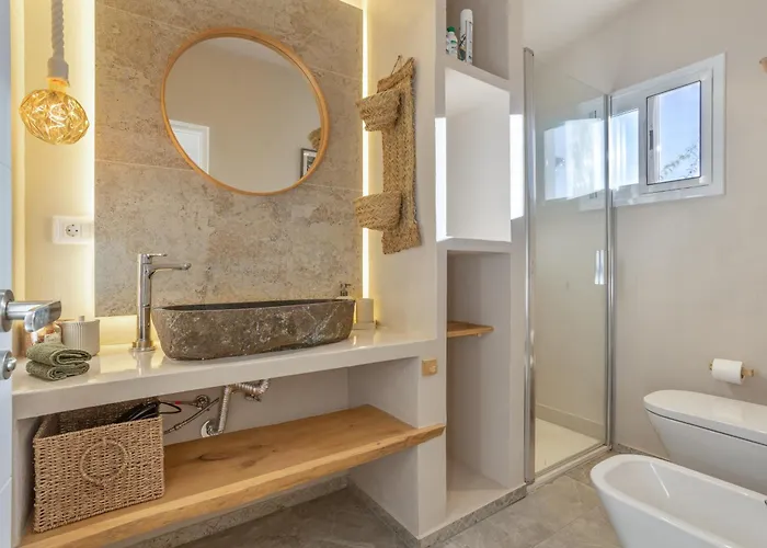 Oceania Private Pool Garden Vakantiehuis *